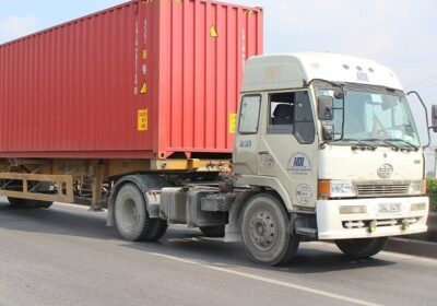 Dịch vụ cho thuê xe container